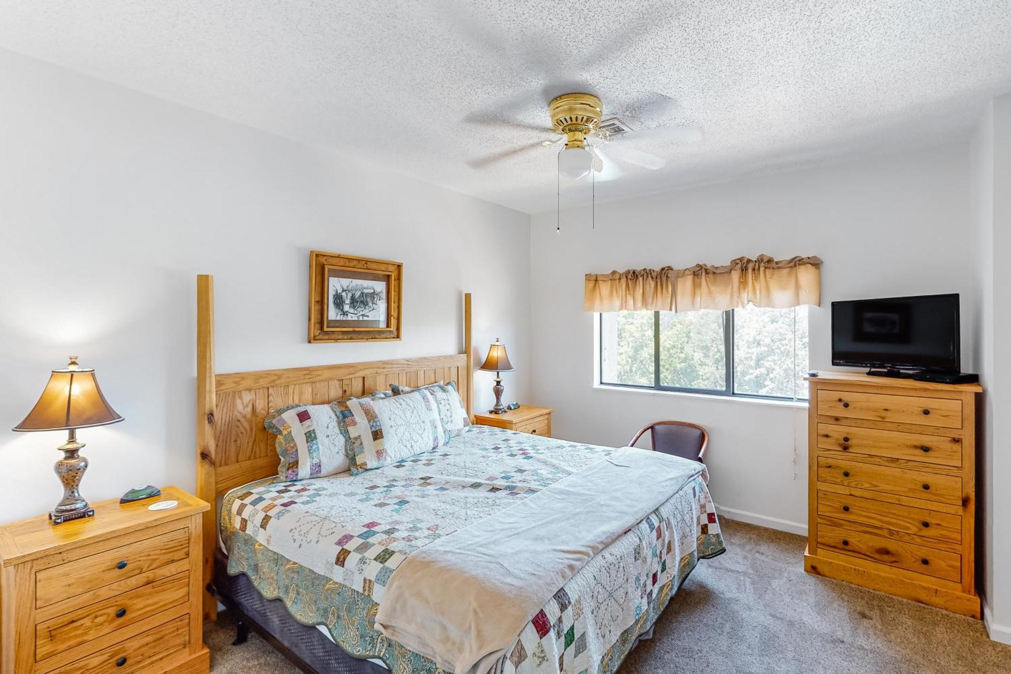 The Laurel Inn Gatlinburg Room photo